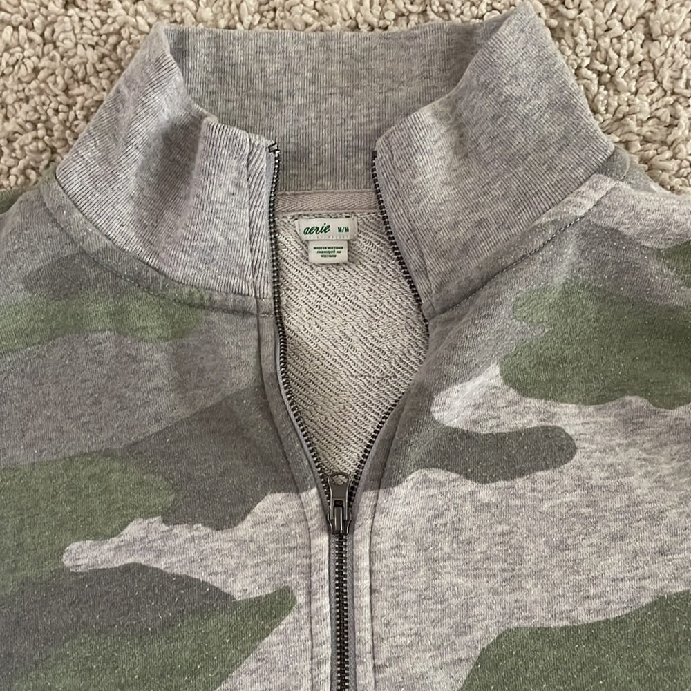 Half zip pullover - Picture 2 of 4